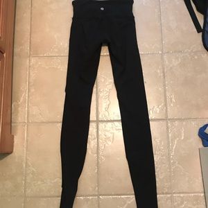 Black lulu lemon leggings